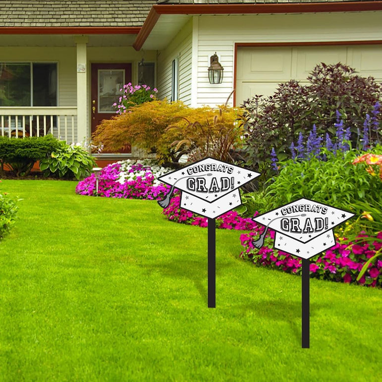 Frosty White Congrats Grad Plastic Lawn Sign Decoration 20 in