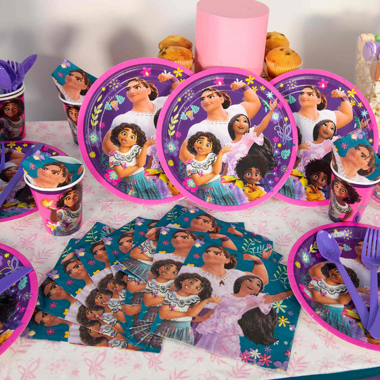 Encanto Round Paper Plates Lowcount 9in, 8pcs