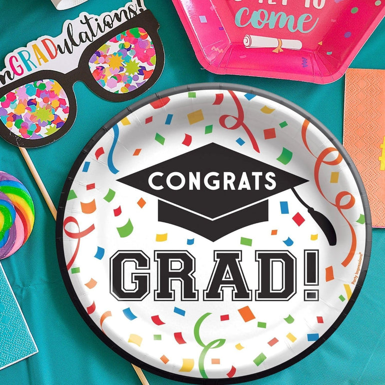 Congrats Grad No More Books Paper Plates 7 in 8 pcs