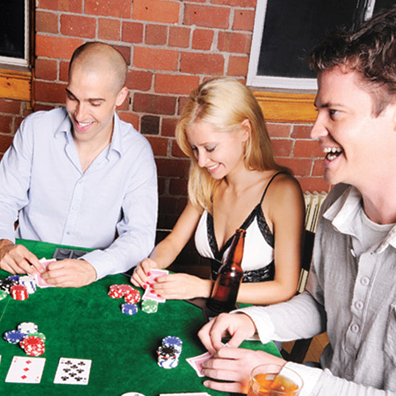 Classic Game 2 Deck Playing Cards & 5 Dice