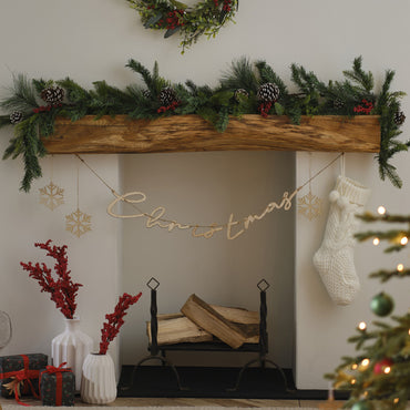 Foliage and Berries Christmas Garland Decorations