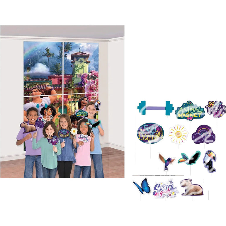 Encanto Scene Setter with Props - Paper & Plastic