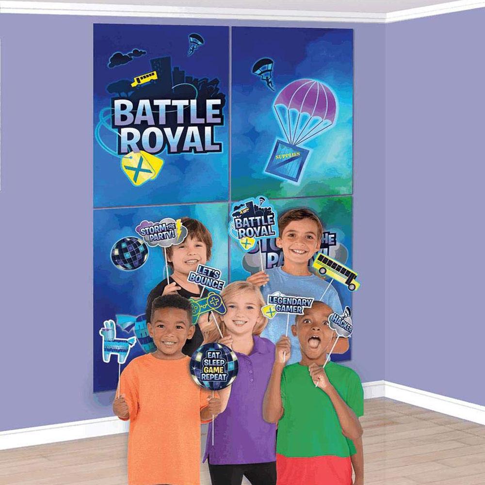 Battle Royal Scene Setters With 14 Photo Props Decorations - Party Centre